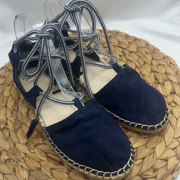 Gap Navy and White Ankle Wrap Espadrille Sandals Size 6 Vacation Frenchie - Picture 1 of 8